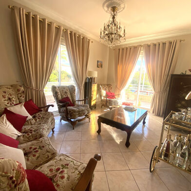 Maison 6 pièces 395000 €