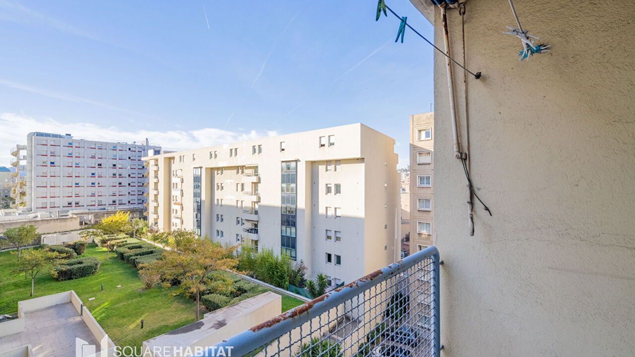 appartement 2 pièces 41 m2 à vendre à Marseille 5 (13005)