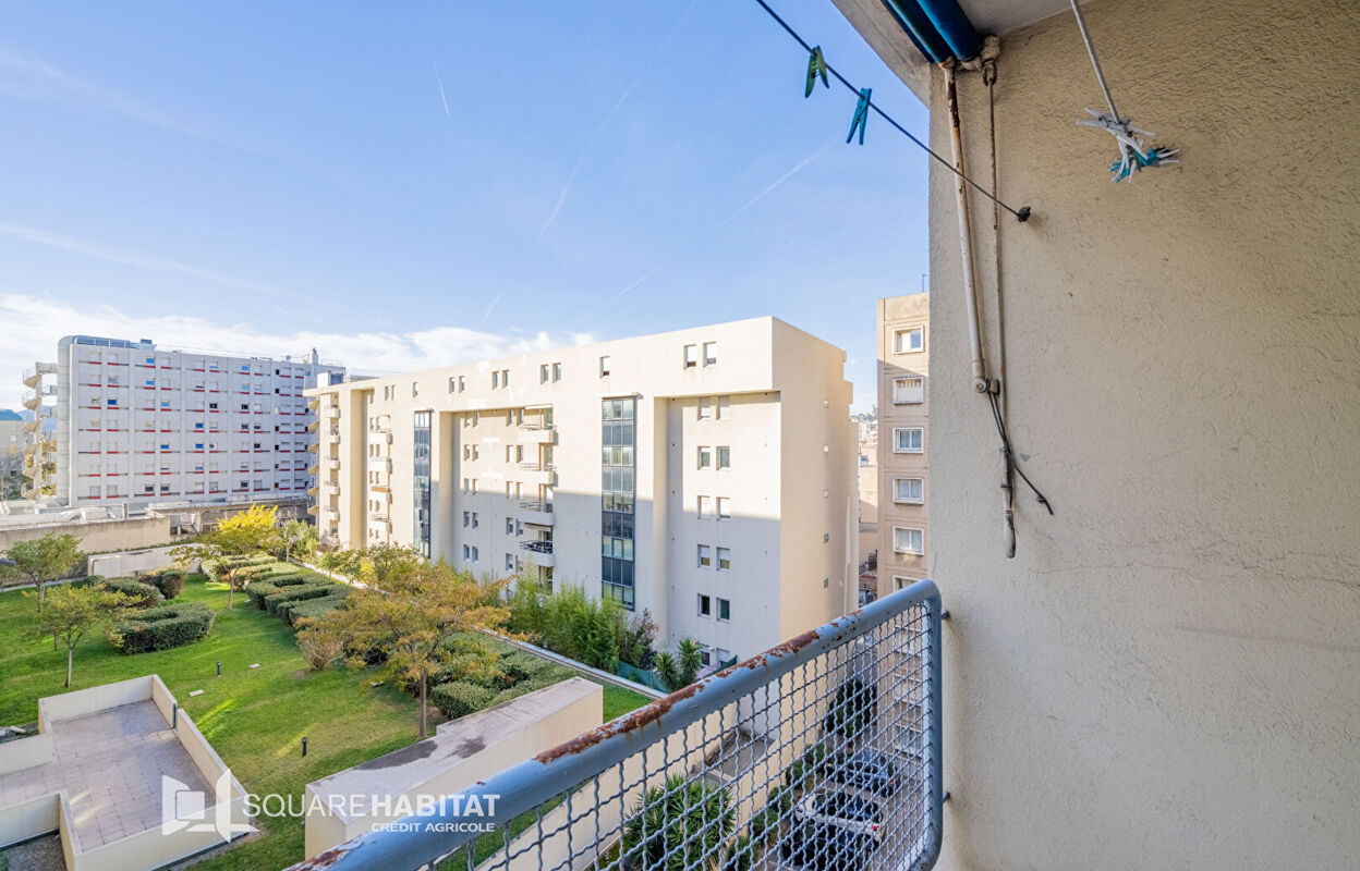 appartement 2 pièces 41 m2 à vendre à Marseille 5 (13005)