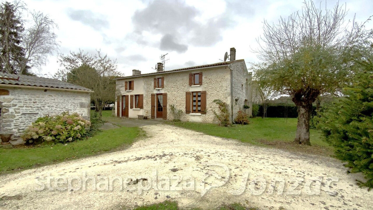 maison 7 pièces 230 m2 à vendre à Saint-Genis-de-Saintonge (17240)