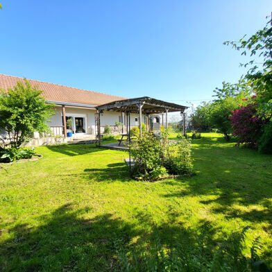 Maison 8 pièces 230 m²