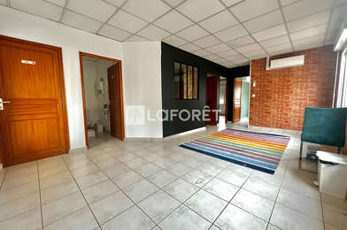 Commerce  369000 €