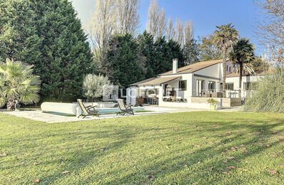 vente maison 644 800 € à proximité de Champdolent (17430)