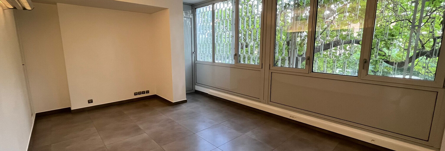 Commerce  81 m² à louer à Aix-en-Provence (13100)