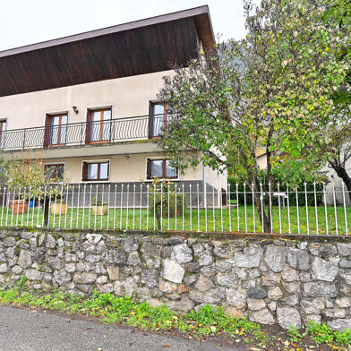 Appartement 5 pièces 325000 €