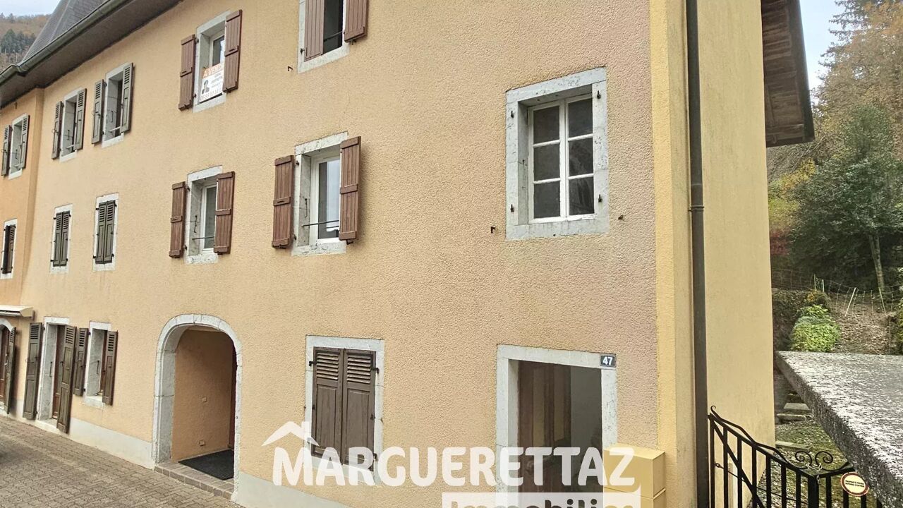 appartement 3 pièces 80 m2 à vendre à Saint-Jeoire (74490)