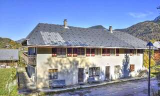 Maison 8 Pièces  m² à vendre à Seytroux (74430)