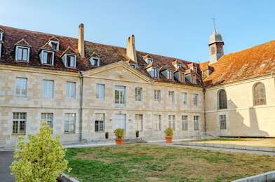 Appartement 4 pièces 1110 €