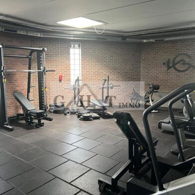 Local industriel  4000 €