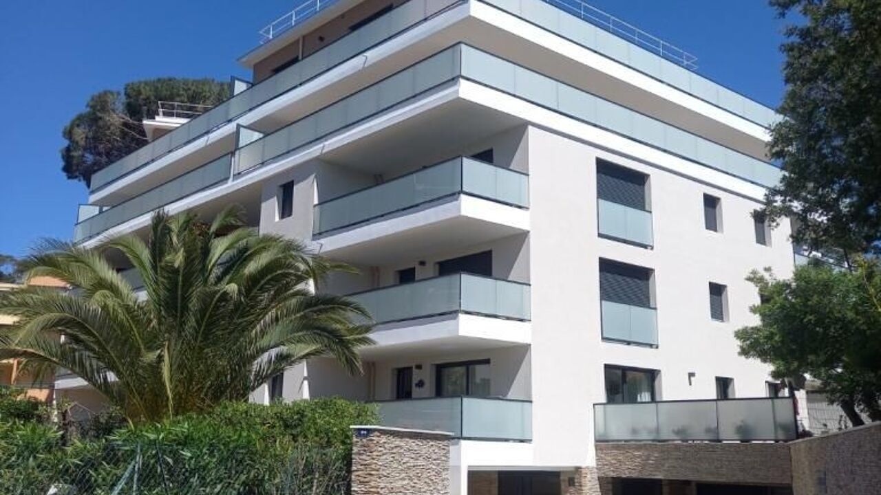 appartement 3 pièces 62 m2 à vendre à Cavalaire-sur-Mer (83240)