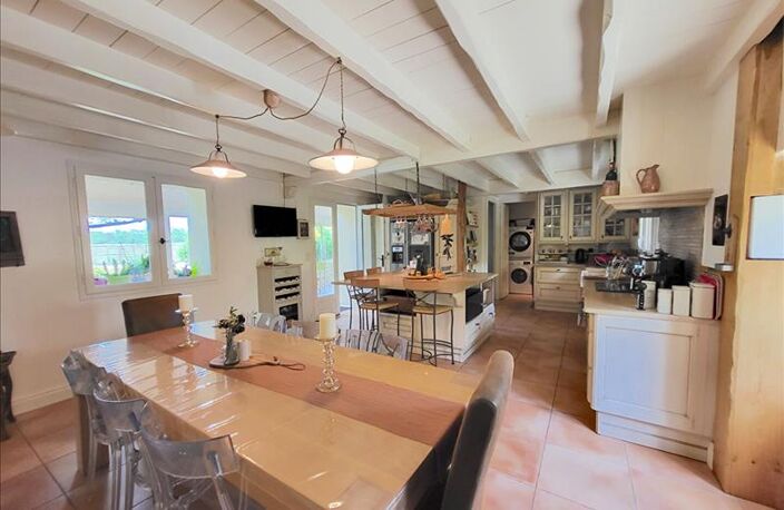 Maison en pierre de 6 pièces principales — photo 5
