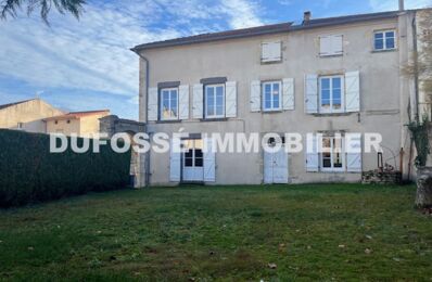 vente maison 242 000 € à proximité de Mirefleurs (63730)