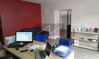 Commerce 4 Pièces 101 m² à louer à Chambéry (73000)