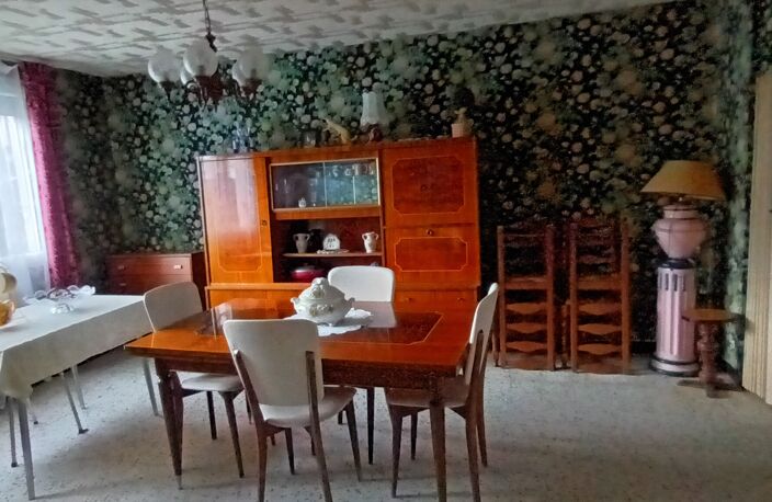 Vente maison 5 pièces 144 m² Chaumont-Porcien (08220) — photo 2