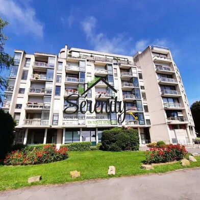 Appartement 6 pièces 207000 €