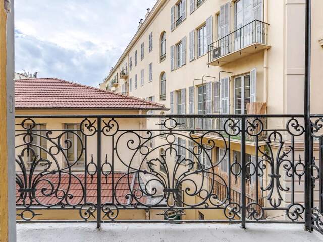 Nice, Carré-d'Or, Appartement 2 pièces de 28m2 complètement rénové — photo du bien