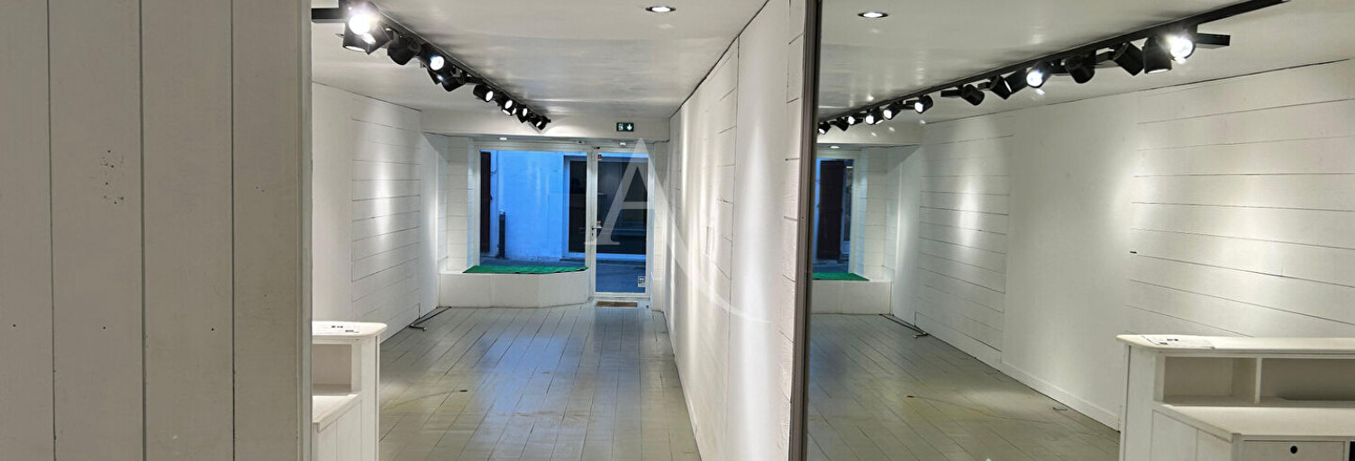Commerce  43 m² à louer à Saint-Jean-de-Luz (64500)