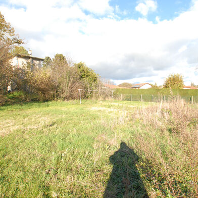 Terrain  202000 €