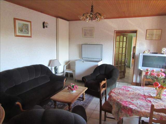 Maison de bourg de 7 pièces principales — photo du bien