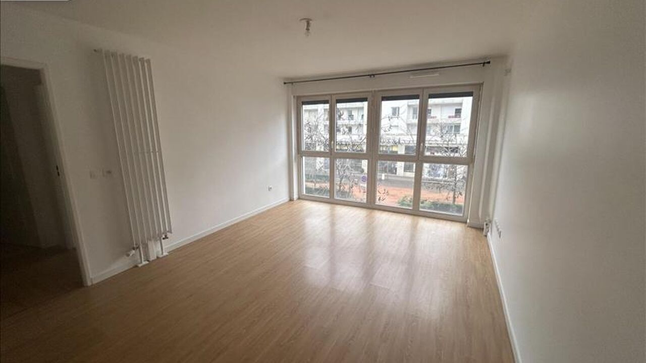appartement 2 pièces 43 m2 à vendre à Cergy (95000)