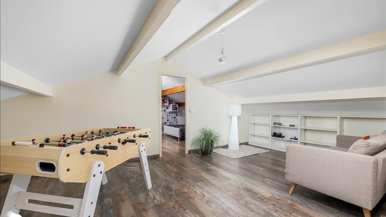 maison 8 pièces 223 m2 à vendre à Saint-Selve (33650)