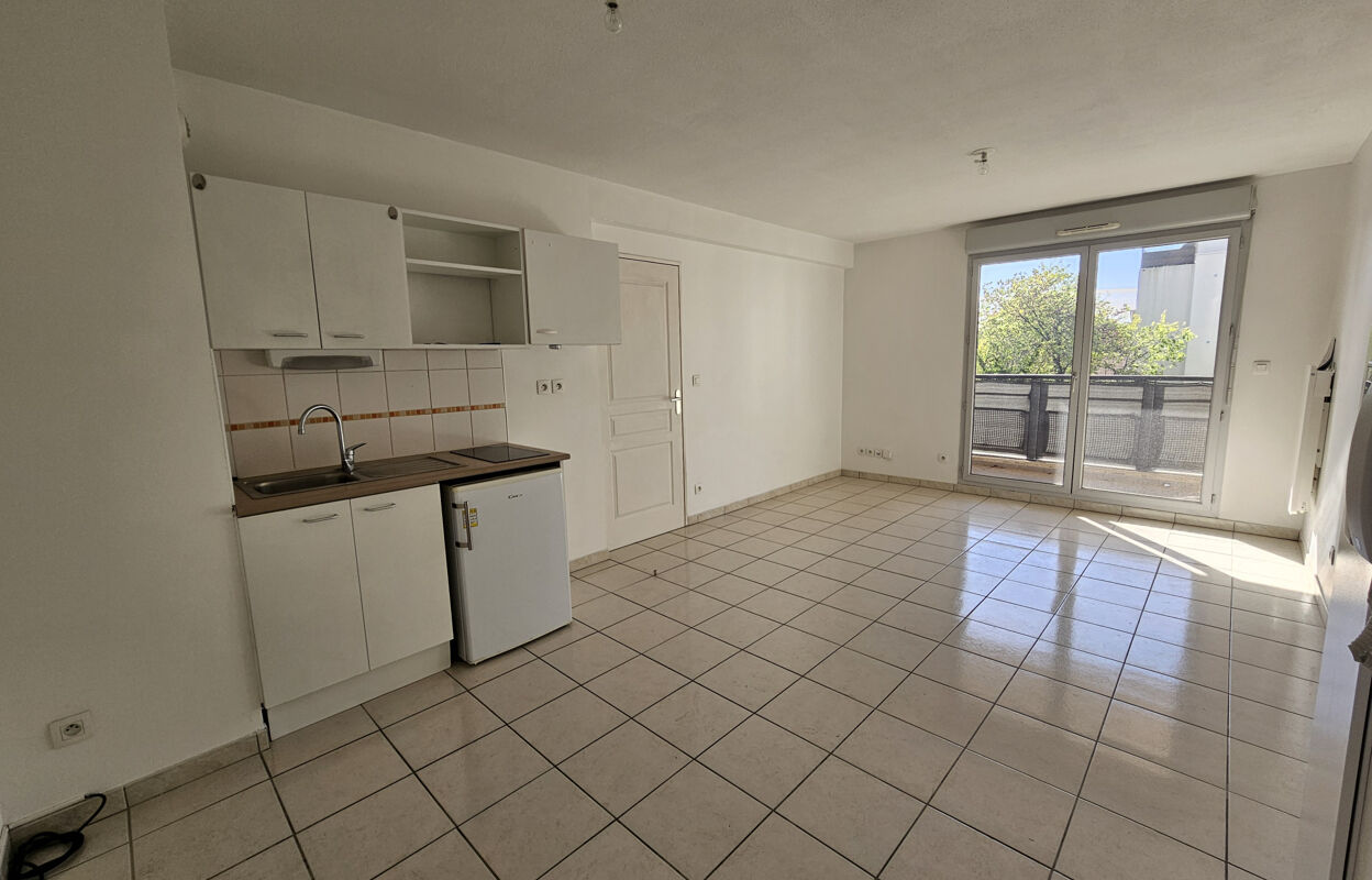 appartement 2 pièces 45 m2 à louer à Nîmes (30900)