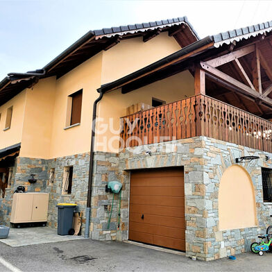 Maison 7 pièces 493500 €