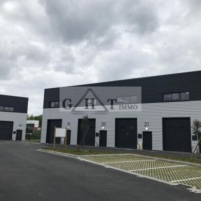 Local industriel 120 m²