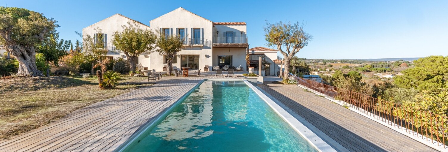 Maison 8 Pièces 233 m² à vendre à Mèze (34140)