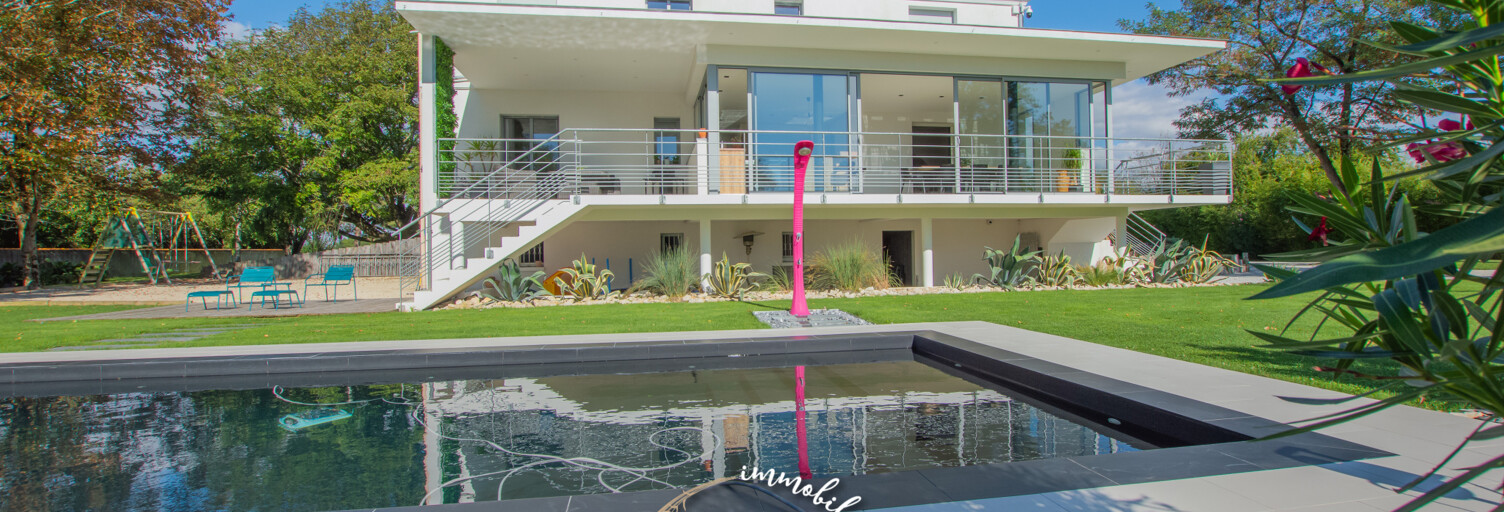 Maison 8 Pièces 289 m² à vendre à Saujon (17600)