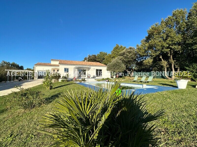 Villa / Maison  T8 à vendre Montjoyer 26230