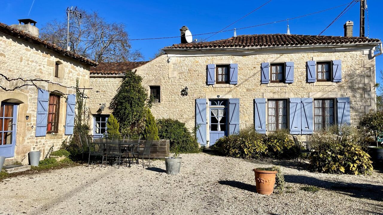 maison 35 pièces 511 m2 à vendre à Néré (17510)