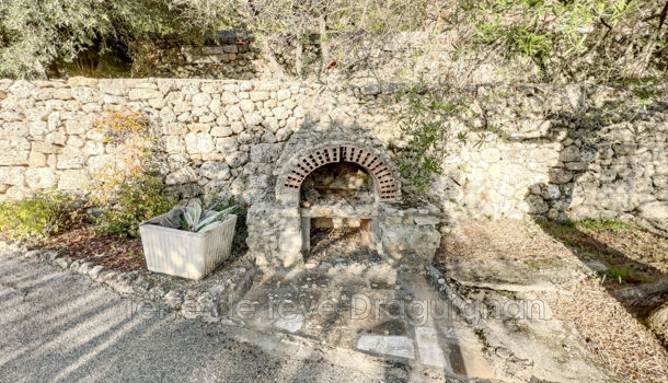 Villa / Maison 4 pièces  à vendre Draguignan 83300