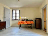 A VENDRE - Maison d'habitation de type 4 avec cour intérieure - SEVERAC D'AVEYRON — photo 2