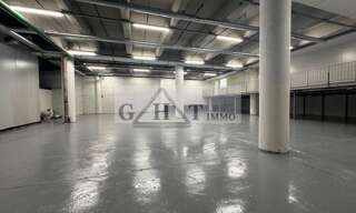 Local industriel  1200 m² à louer à Bagnolet (93170)