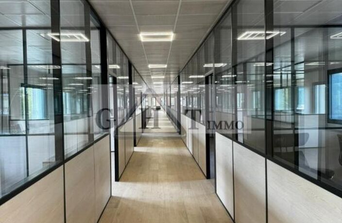 BUREAUX NEUILLY SUR MARNE — photo 2