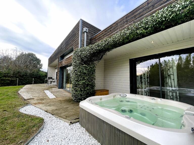 Maison 5 pièces 147 m² — photo 1