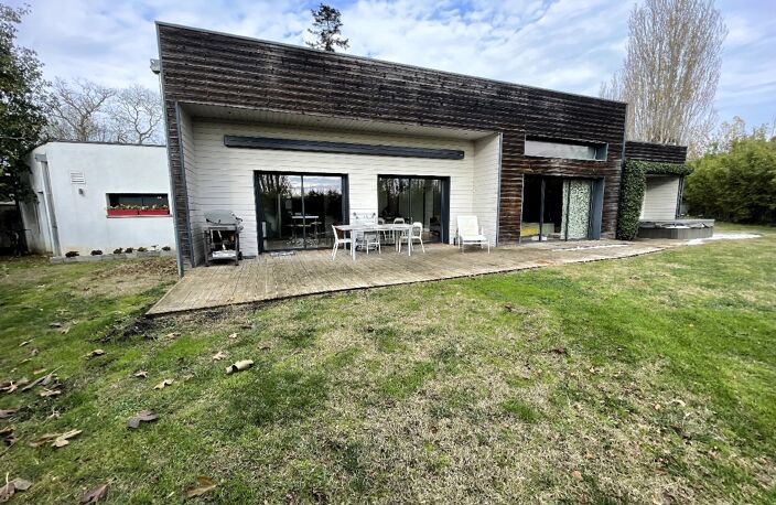 Vente maison 5 pièces 147 m² Saint-Jean (31240) — photo 2