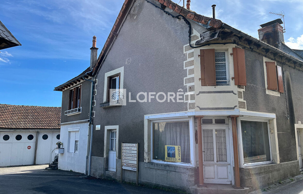 maison 10 pièces 140 m2 à vendre à Sénergues (12320)