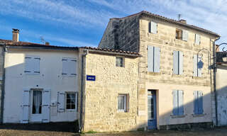 Maison  255 m² à vendre à Saint-Georges-des-Coteaux (17810)