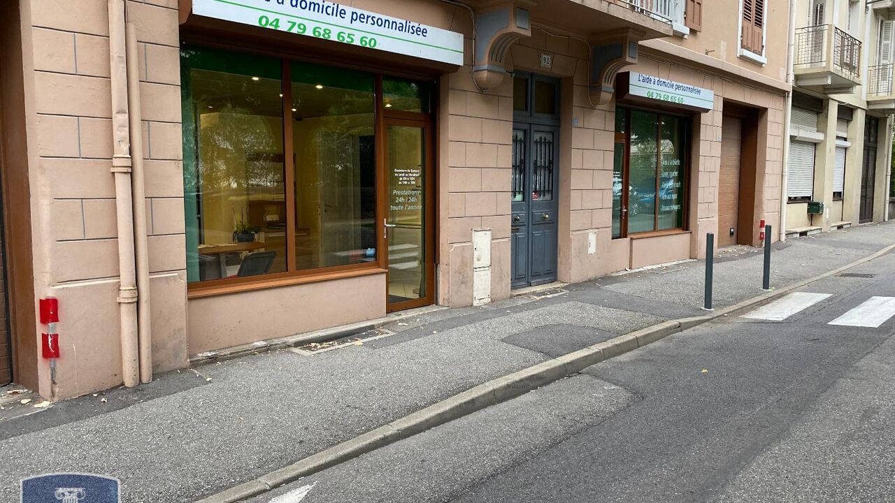 commerce  pièces 75 m2 à louer à Chambéry (73000)