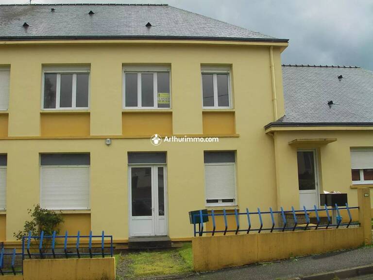 VILLAINES LA JUHEL - Appartement T3 au 2ème étage — photo 1