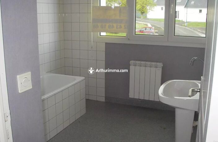 VILLAINES LA JUHEL - Appartement T3 au 2ème étage — photo 4