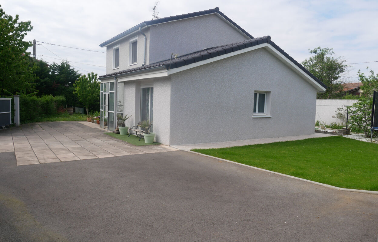 maison 5 pièces 130 m2 à vendre à Corbas (69960)