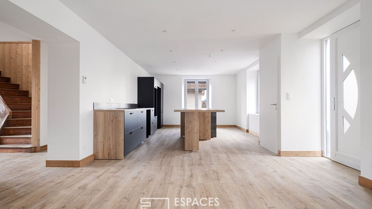 appartement 6 pièces 160 m2 à vendre à Beaurepaire (38270)