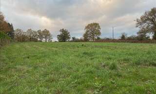 Terrain  9440 m² à vendre à Saint-Junien (87200)