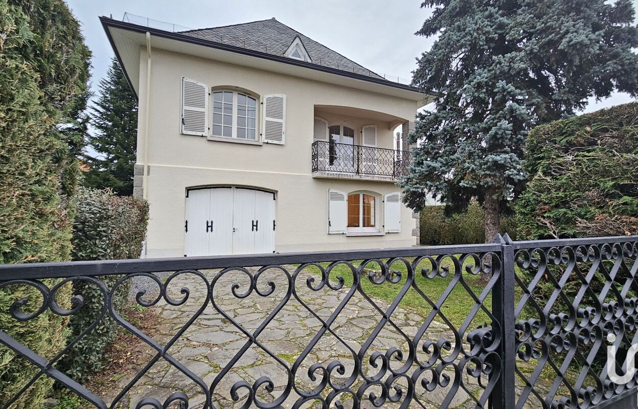 maison 6 pièces 181 m2 à vendre à Aurillac (15000)