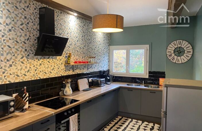 A Vendre immeuble à fort potentiel locatif refait  en 2022 — photo 2