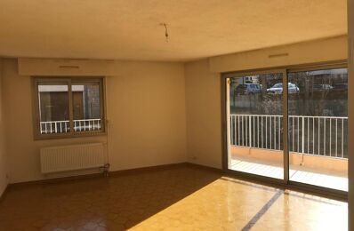 appartement 3 pièces 77 m2 à louer à Embrun (05200)