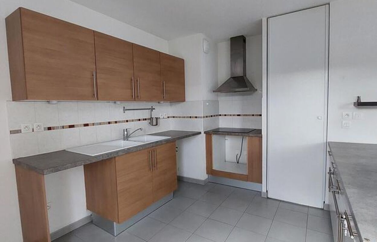 appartement 4 pièces 89 m2 à vendre à Verneuil-en-Halatte (60550)
